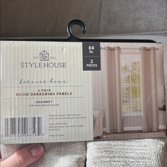 4x Stylehouse Beige Room Darkening Curtains - Picture 3 of 3